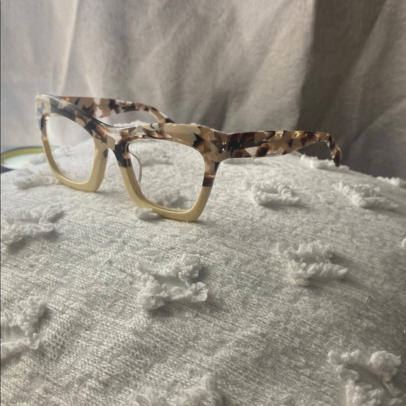 Brand New Benitez Glasses Two-Tone - Picture 4 of 17